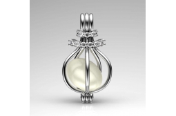 Roxelane  Pendant with Freshwater Pearl